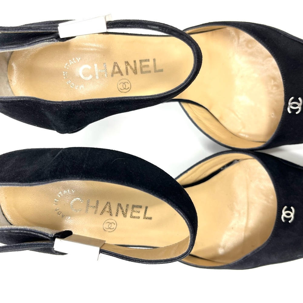 Vintage Chanel Black Suede Silver CC Logo High Heels Pumps Shoes 38.5 8.5 - Picture 9 of 13